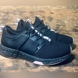 KURU Walking Shoes, Like New